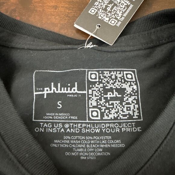 NWT Unisex Pride Tee Be Human Black Rainbow multicolor streetwear Size Small - Picture 5 of 8